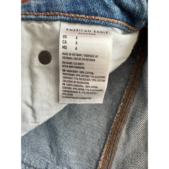 American Eagle Rise 90s Boyfriend Denim Cutoff Shorts Distressed 6 A000602 - Picture 6 of 10